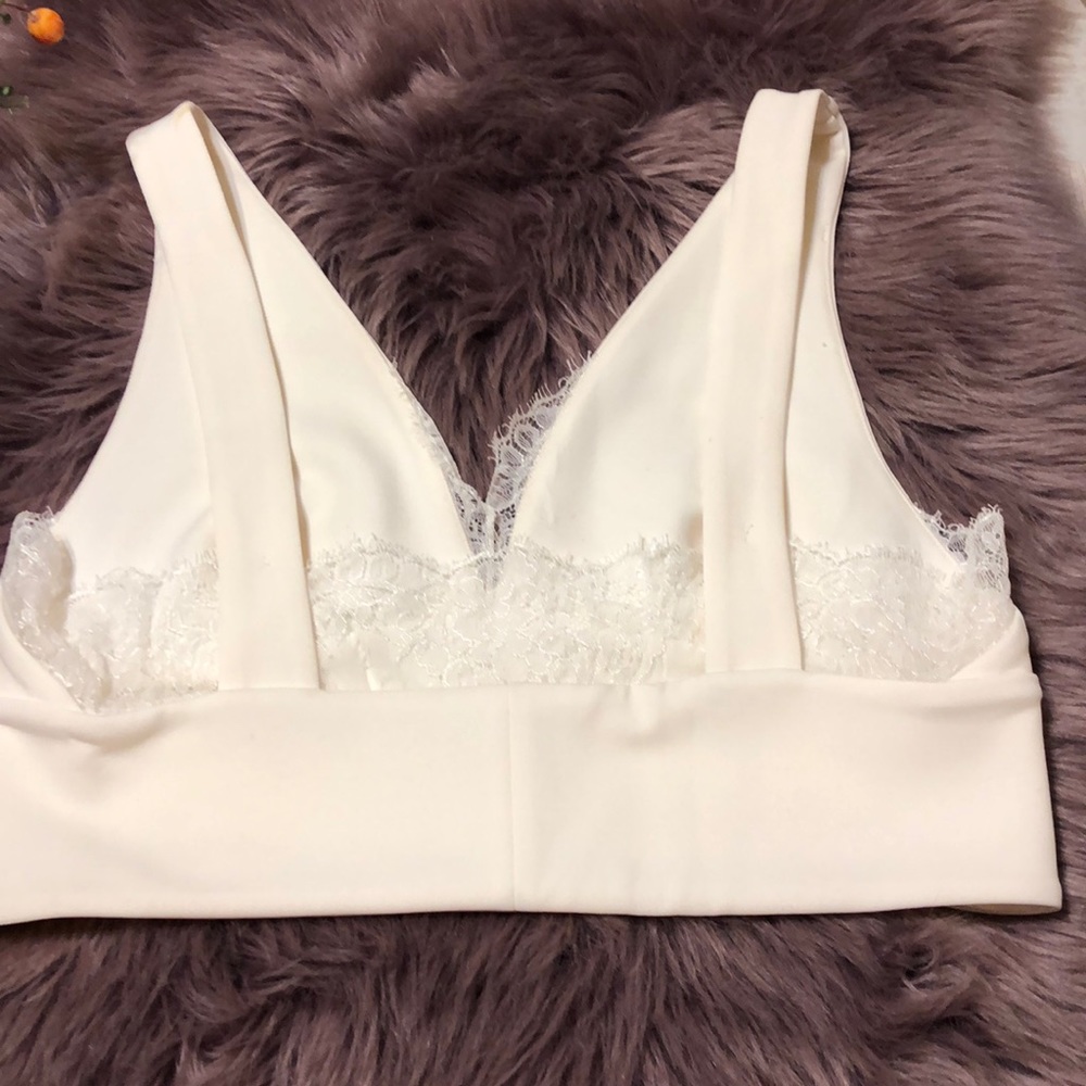 Express Crop Top - Picture 4 of 4